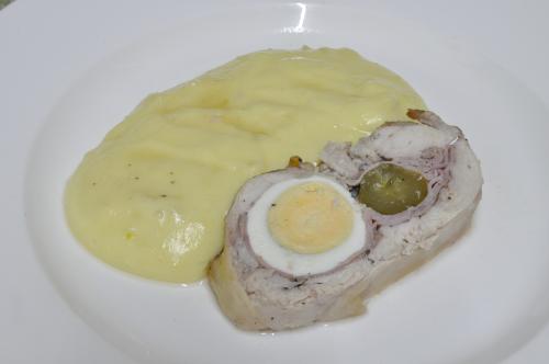 Harrachovská kuřecí roláda – Snadné Česko recept, zvládnete za 30 - 45 minut